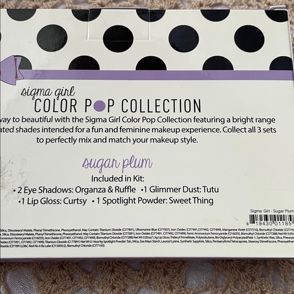 NIB Sigma Beauty Eyeshadow Set with Purple and Brown - Picture 2 of 4